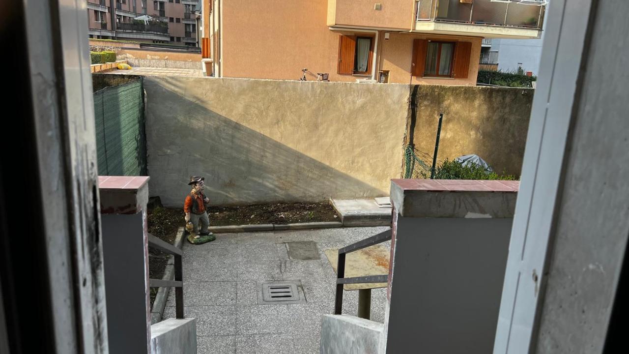 A.P. Appartamento O Camera Corsico Kültér fotó